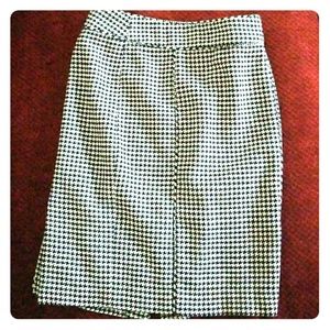 Houndstooth skirt from Banana republic